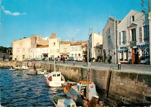 AK / Ansichtskarte Saint Martin de Re Quai Hotel de France Saint Martin de Re