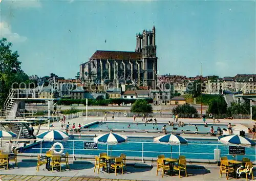 AK / Ansichtskarte Mantes la Jolie Cathedrale Piscine Mantes la Jolie