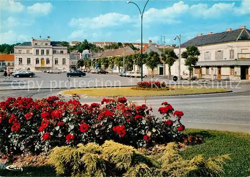 AK / Ansichtskarte Montataire Place de la mairie Montataire