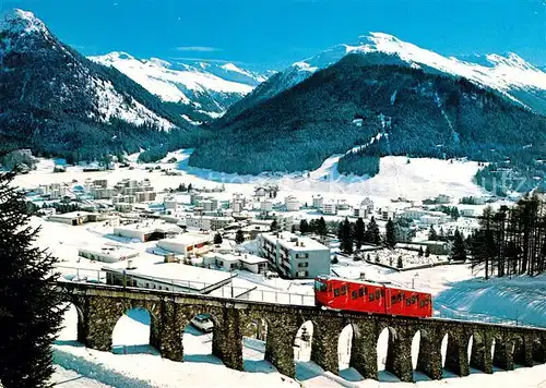AK / Ansichtskarte Davos_Dorf_GR mit Pischahorn und Parsenn Bahn Davos_Dorf_GR