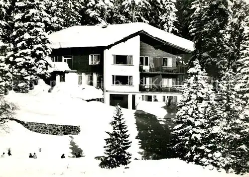 AK / Ansichtskarte Arosa_GR Gaestehaus Pension Haus Susi im Winter Arosa_GR