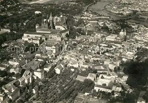 AK / Ansichtskarte Praha_Prahy_Prague Hradcany Prager Burg Fliegeraufnahme Praha_Prahy_Prague