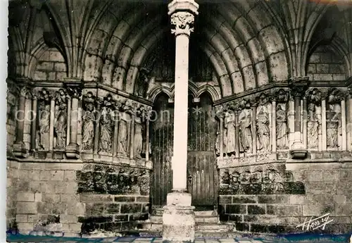 AK / Ansichtskarte Candes Saint Martin Parche de l Eglise Candes Saint Martin