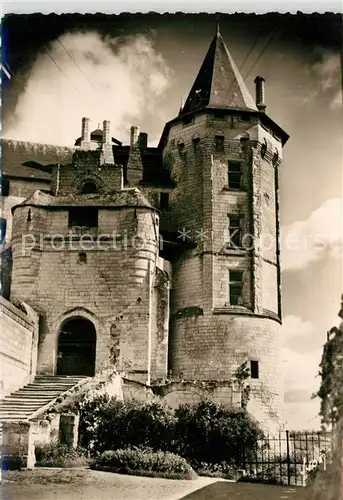 AK / Ansichtskarte Saumur Entree du Chateau Saumur