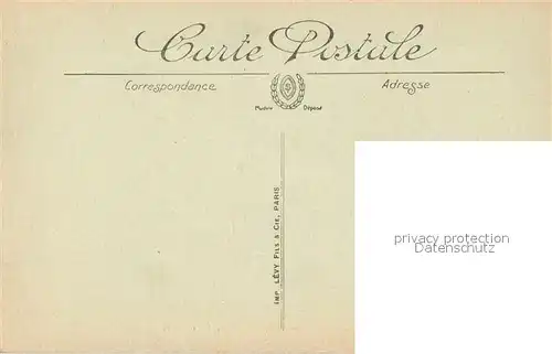 Compiegne_Oise Vue prise sous la Tonnelle Escalier du Chateau Compiegne Oise