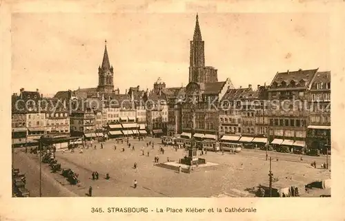 Strasbourg_Alsace Place Kleber et la Cathedrale Strasbourg Alsace