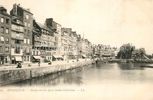 Honfleur Perspective du Quai Sainte Catherine Honfleur