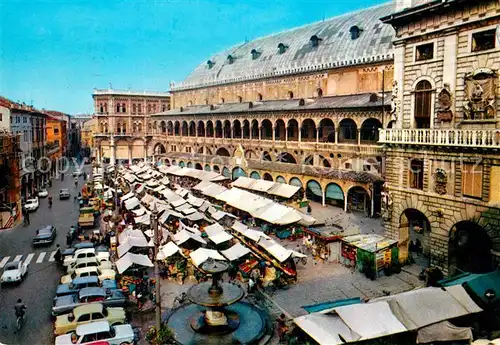 Padova Palazzo della Ragione Piazza delle Erbe Palast Marktplatz Padova