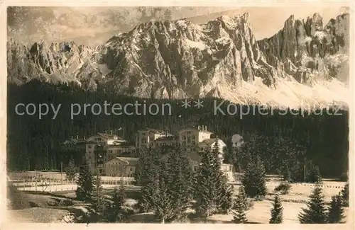 AK / Ansichtskarte Carezza Hotel Carezza al Lago verso Latemar Strada delle Dolomiti Carezza