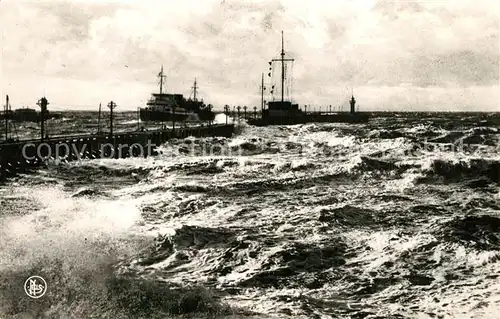 AK / Ansichtskarte Ostende_Oostende Entree de la Malle par tempete 