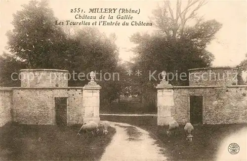 AK / Ansichtskarte Millery_Lyon Chateau de la Gallee les Tourelles Entree du Chateau Millery_Lyon