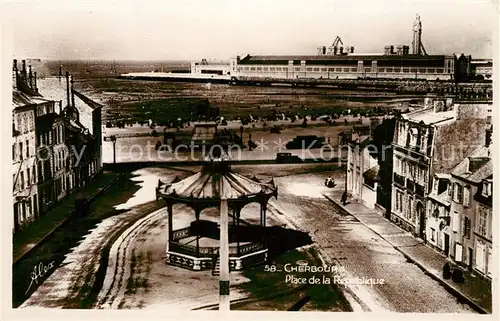 AK / Ansichtskarte Cherbourg_Octeville_Basse_Normandie Place de la Republique Cherbourg_Octeville