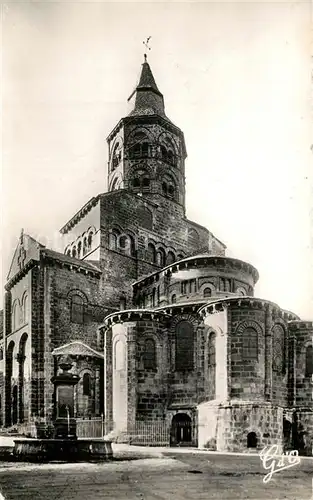 AK / Ansichtskarte Orcival Chevet de l Eglise Style Roman Auvergnot Orcival
