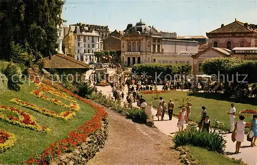 AK / Ansichtskarte Chatel Guyon Un coin du parc Chatel Guyon