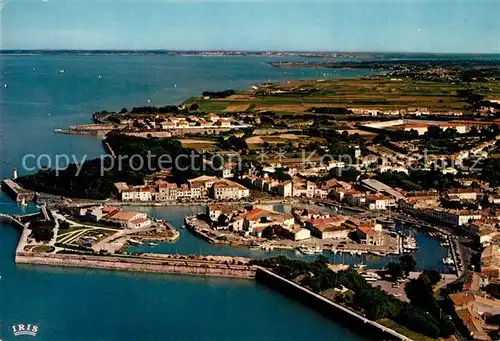 AK / Ansichtskarte Ile_de_Re Fliegeraufnahme St. Martin Port  Ile_de_Re