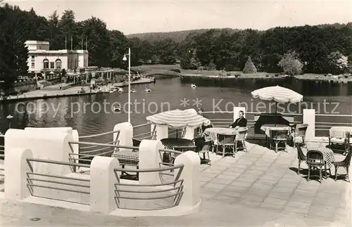 AK / Ansichtskarte Bagnoles de l_Orne Le Lac vu du Casino des Thermes Bagnoles de l_Orne