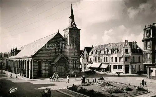AK / Ansichtskarte Berck Plage Place de l Eglise Berck Plage