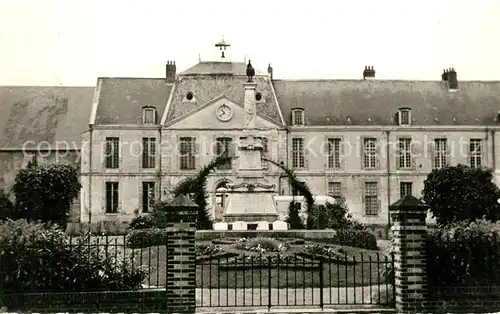 AK / Ansichtskarte Bresles Hotel de Ville Monument Bresles