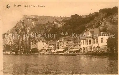 Dinant_Wallonie Hotel de Ville et la Citadelle la Meuse Dinant Wallonie