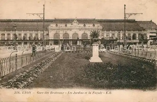 Lyon_France Gare des Brotteaux Les Jardins et la Facade Lyon France