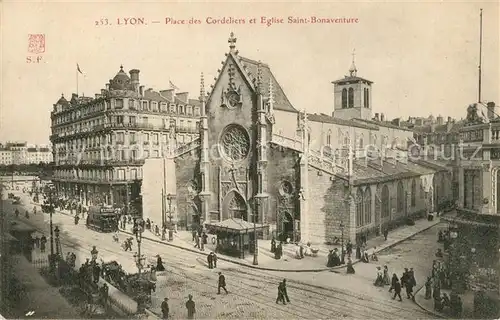 Lyon_France Place des Cordeliers et Eglise Saint Bonaventure Lyon France