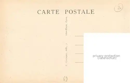 Lyon_France Rue Victor Hugo dans le fond Monument Carnot Lyon France