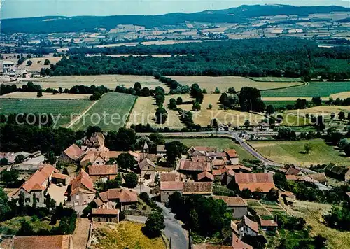 Taize_Saone et Loire Village avec eglise romane Vue aerienne Taize Saone et Loire