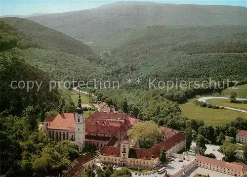 AK / Ansichtskarte Heiligenkreuz_Niederoesterreich Stift Kloster im Wienerwald Fliegeraufnahme Heiligenkreuz