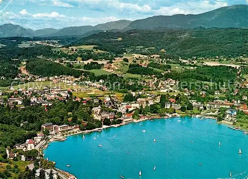 AK / Ansichtskarte Velden_Woerthersee Kur  und Badeort Fliegeraufnahme Velden Woerthersee