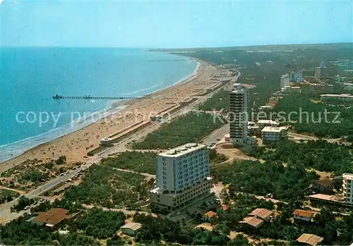 Lignano_Pineta Hotels Ferienanlagen Strand Fliegeraufnahme Lignano Pineta