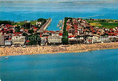 Lignano_Sabbiadoro La spiaggia dall aereo ed il porticciolo Strand Hafen Fliegeraufnahme Lignano Sabbiadoro