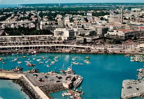 Royan_Charente Maritime Vue d ensemble Port Front de Mer Eglise Notre Dame vue aerienne Royan Charente Maritime