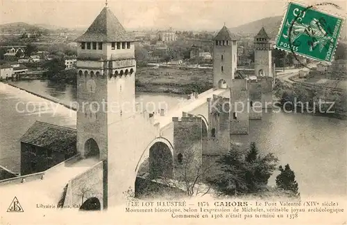 Cahors Pont Valentre XIVe siecle Monument historique Cahors
