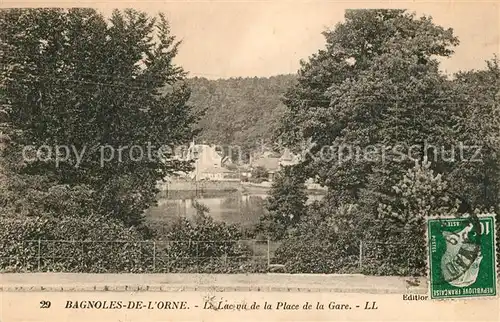 Bagnoles de l_Orne Le Lac vu de la Place de la Gare Bagnoles de l_Orne