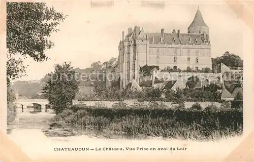 Chateaudun Chateau vue prise en aval du Loir Chateaudun