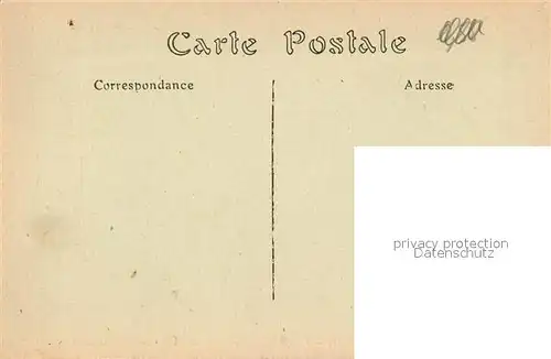 Pierrefonds_Oise Chateau vue prise du Lac Pierrefonds Oise