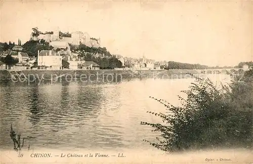 Chinon_Indre_et_Loire Chateau et la Vienne Chinon_Indre_et_Loire