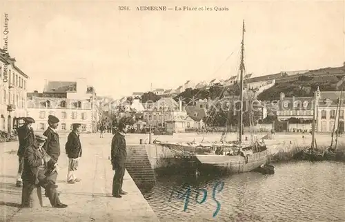 Audierne La Place et les Quais Audierne