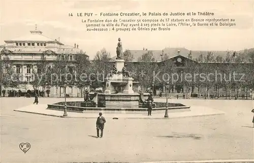 Le_Puy en Velay Fontaine Crozatier Palais de Justice et le Theatre Le_Puy en Velay