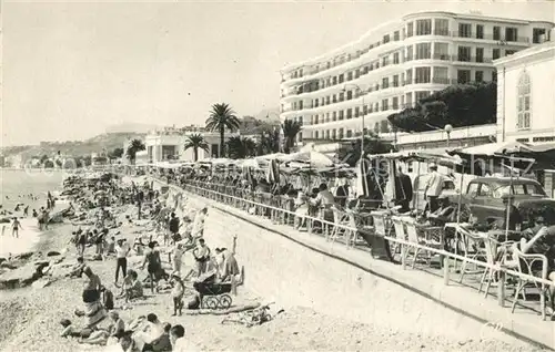 Menton_Alpes_Maritimes La plage et la promenade Menton_Alpes_Maritimes