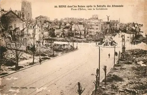 Reims_Champagne_Ardenne dans les ruines apres la retraite des Allemands Place d Erlon Cathedrale Grande Guerre 1. Weltkrieg Reims_Champagne_Ardenne