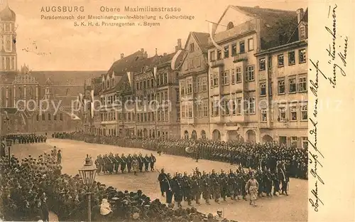 Augsburg Obere Maximilianstrasse Parademarsch der MG Abteilung Augsburg