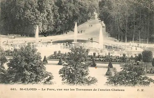 Saint Cloud_Hauts de Seine Le parc vue sur les terrasses de l ancien chateau Saint Cloud