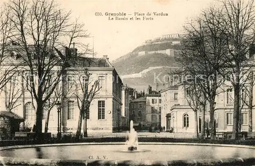 Grenoble Place de Verdun Le Bassin et les Forts Grenoble