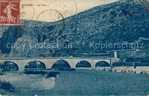 Anduze Bords du Gardon Pont Anduze