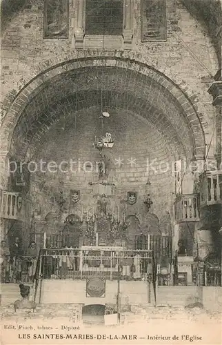 Les_Saintes Maries de la Mer Interieur de l Eglise Les