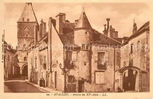 Avallon Maison du XVe siecle Avallon