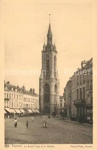 Tournai La Grand Place et le Beffroi Tournai