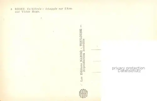 Rodez Cathedrale echappee sur lAvenue Victor Hugo Rodez