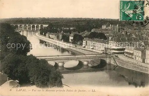 Laval_Mayenne Vue sur la Mayenne prise du Palais de Justice Laval Mayenne